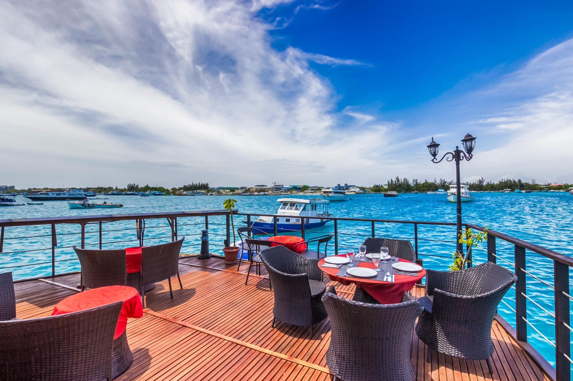Hotel UI Inn Malé Buitenkant foto