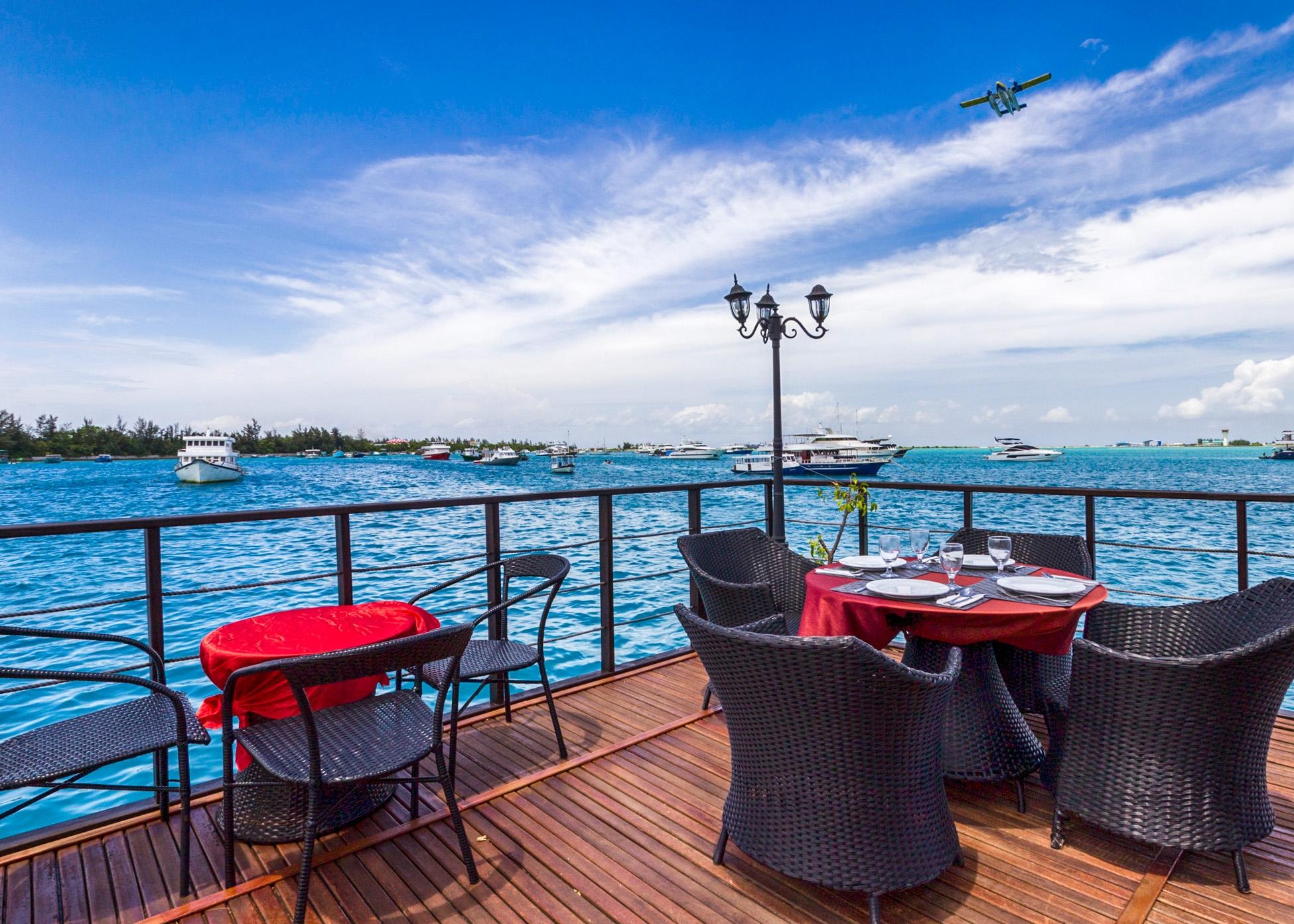 Hotel UI Inn Malé Buitenkant foto