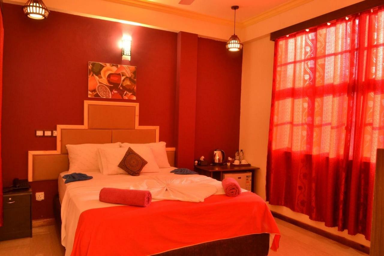 Hotel UI Inn Malé Buitenkant foto