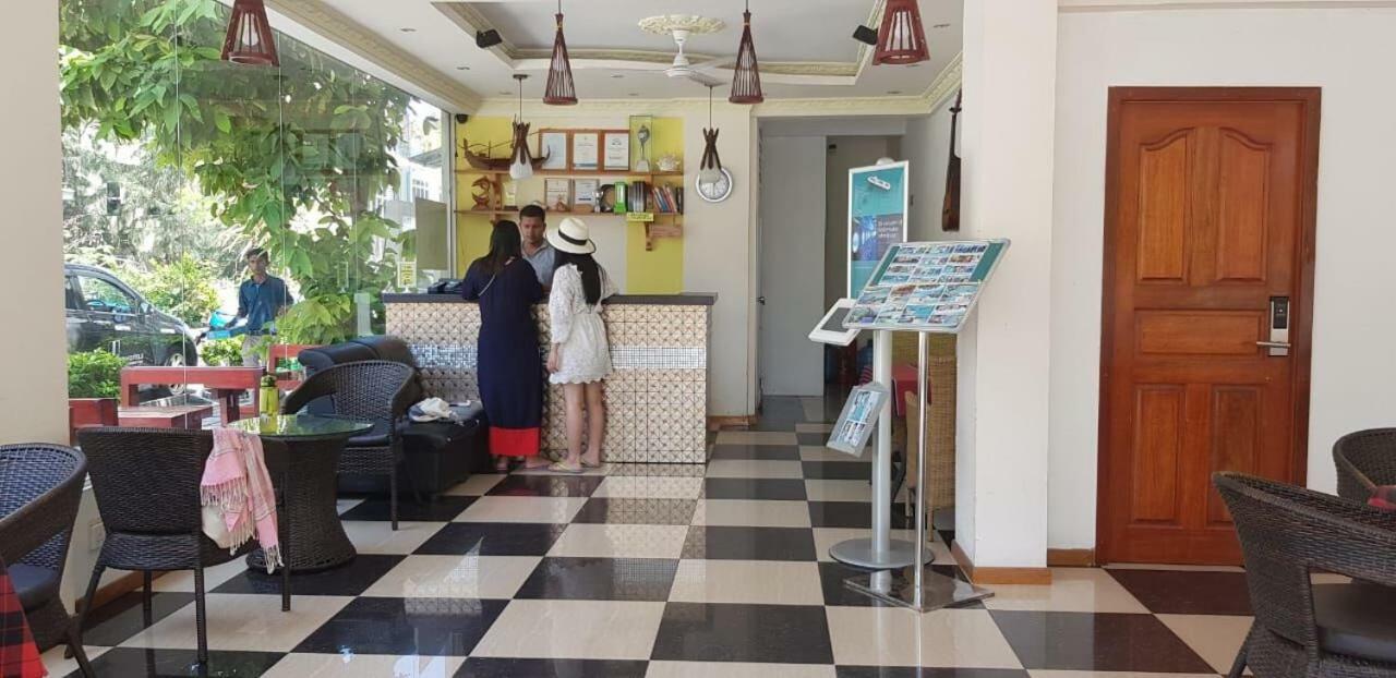 Hotel UI Inn Malé Buitenkant foto