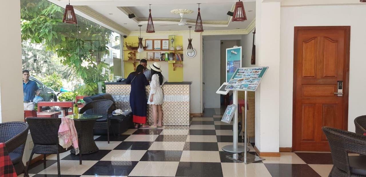 Hotel UI Inn Malé Buitenkant foto